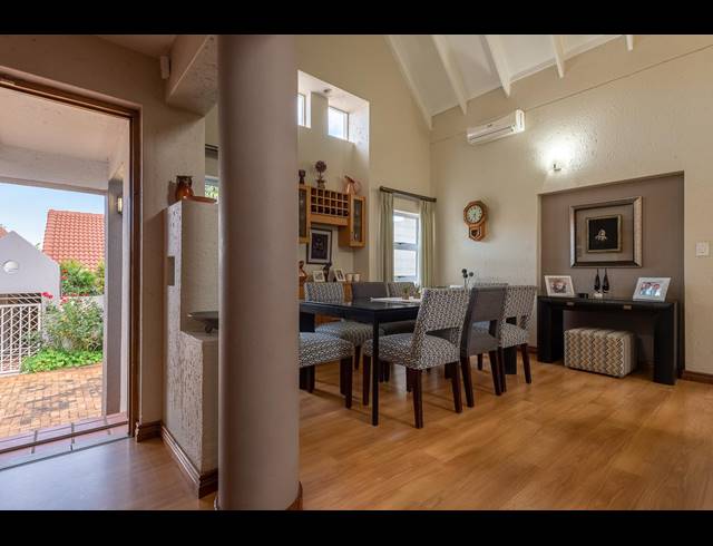 3 BEDROOM TOWNHOUSE SOLD IN GLENVISTA